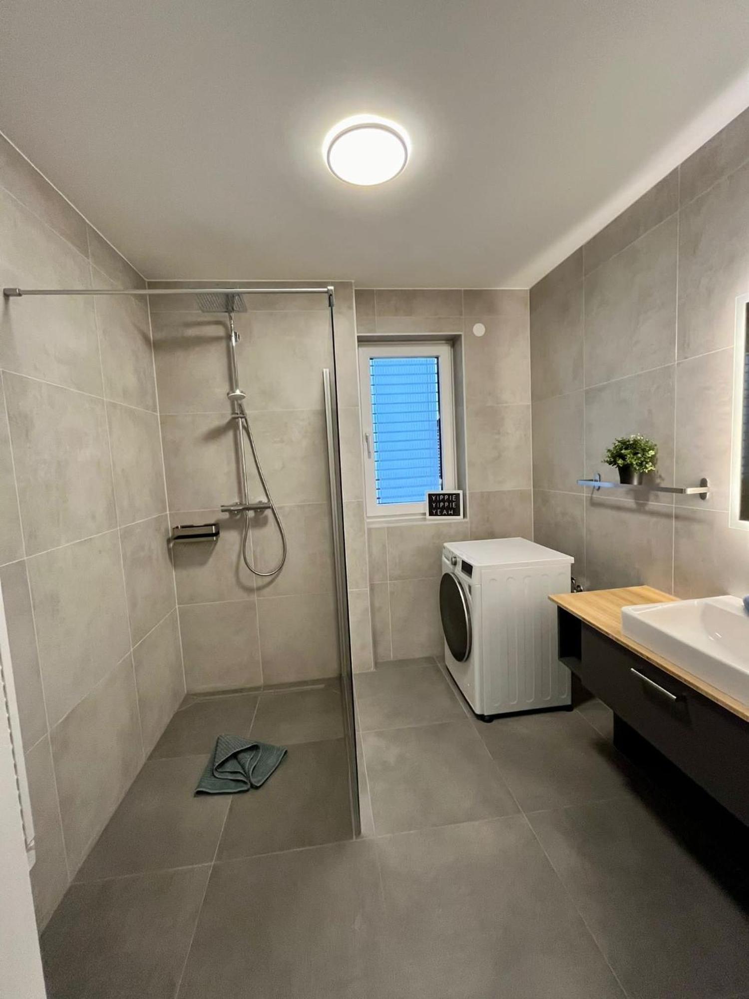 Ferienwohnung Mit Seeblick - Ossiacher See Gerlitzen 赛特朵夫 外观 照片